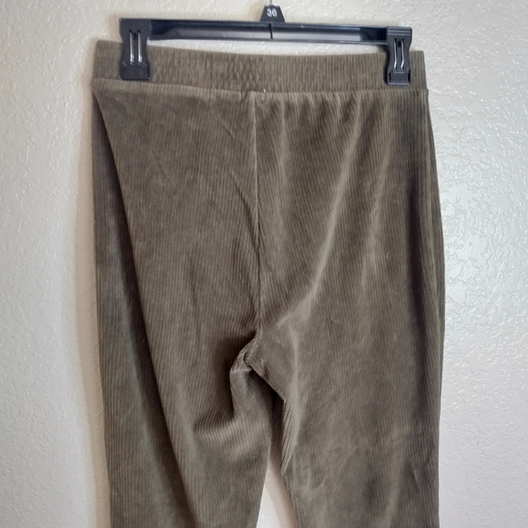 Aerie Groove On Velour Rib Flared High Rise Pants Olive Green Sz S - Picture 5 of 9